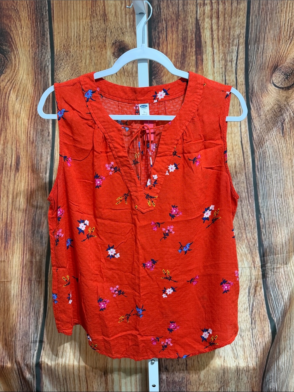 Old Navy Sleeveless Tie Front Blouse Size L